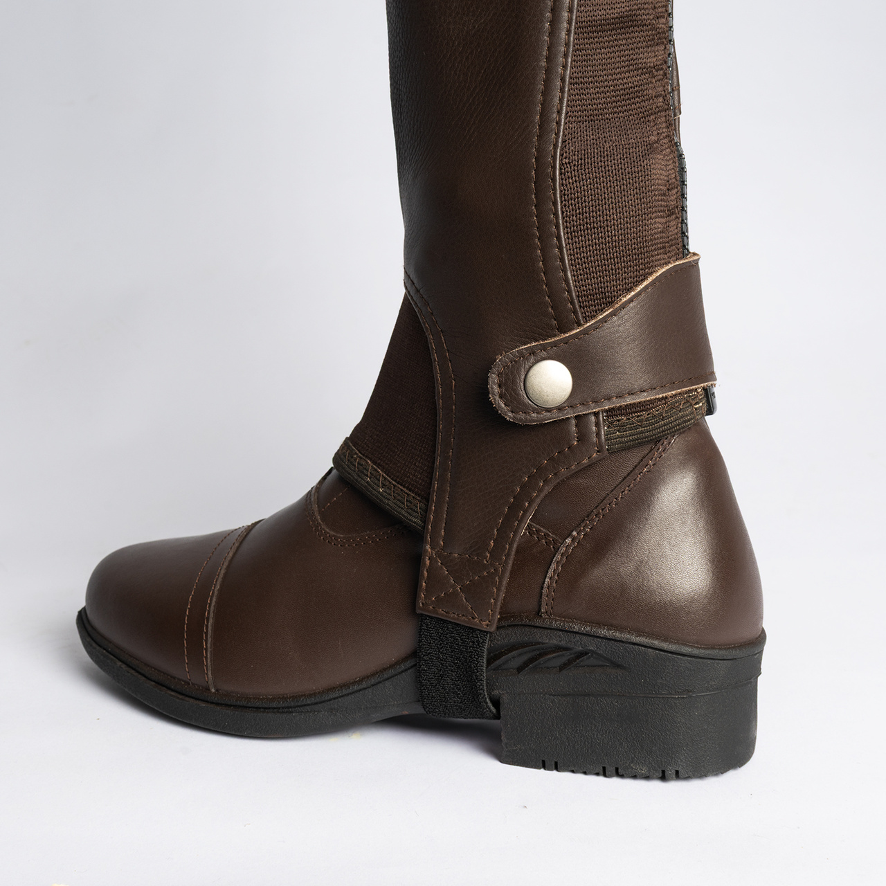 Shortchaps Junior Oswin Nappa