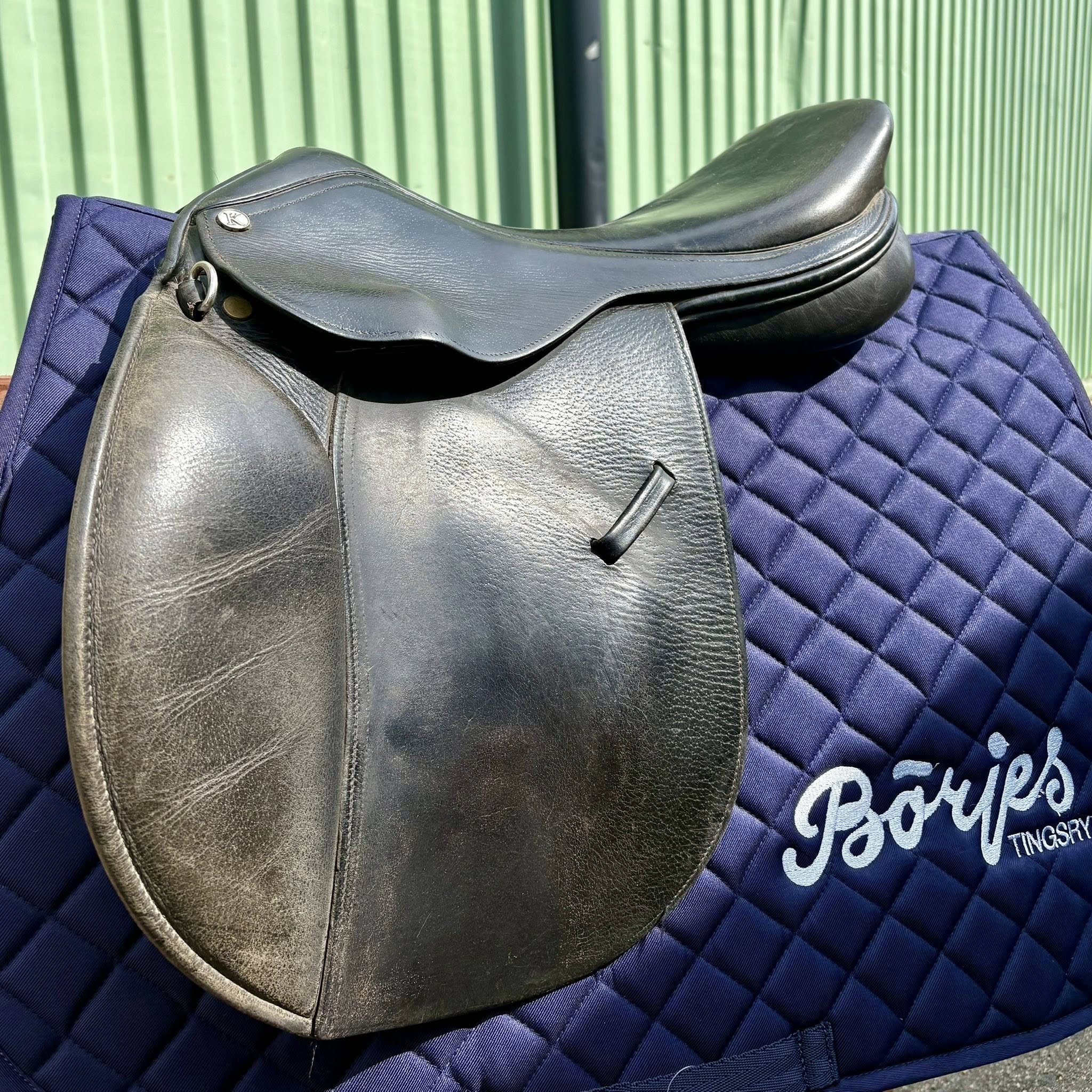 Knight Hopp svart